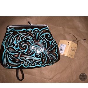 NEW AUTHENTIC PATRICIA NASH SAVENA TURQUOISE BROWN LARGER TOOLED CLUTCH/WALLET❤️